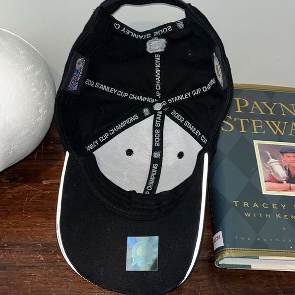 New Era Black Detroit Red Wings 2002 Stanley Cup Champions Championship Hat Cap - Picture 5 of 6